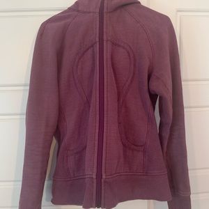 Lululemon sweatshirt